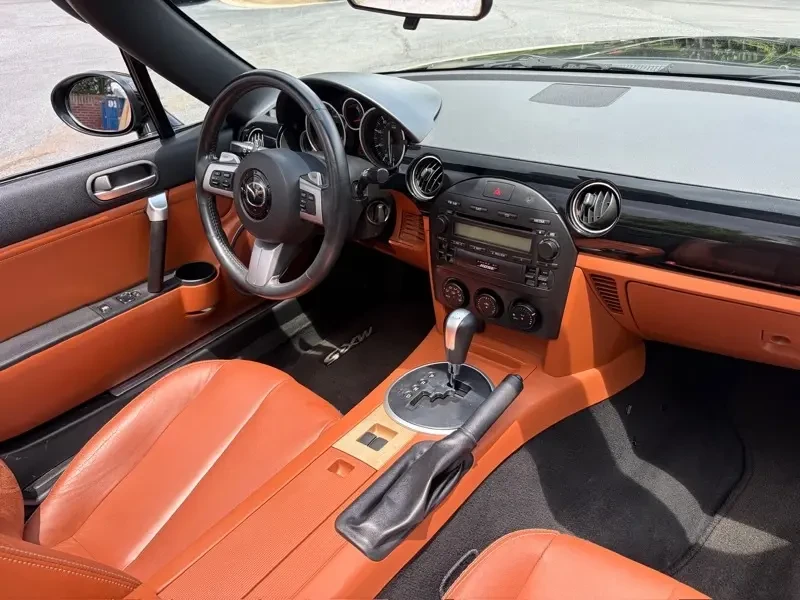 2006 Mazda NC MX-5 Miata - Image 13 of 20