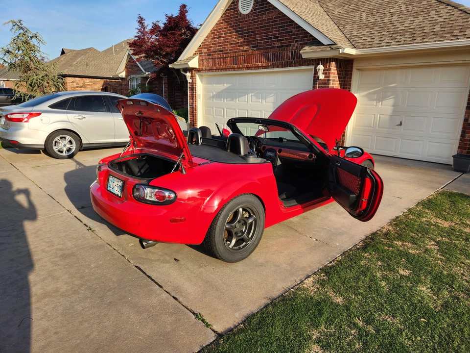 2006 Mazda NC MX-5 Miata - Image 18 of 31
