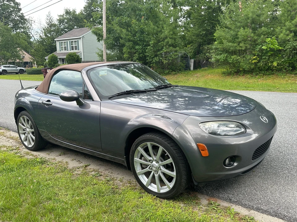 2006 Mazda NC MX-5 Miata - Image 15 of 31