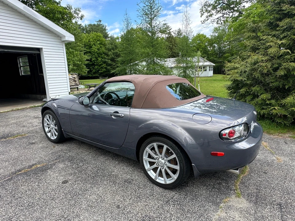 2006 Mazda NC MX-5 Miata - Image 11 of 31