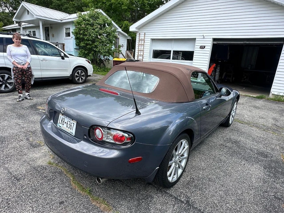 2006 Mazda NC MX-5 Miata - Image 12 of 31