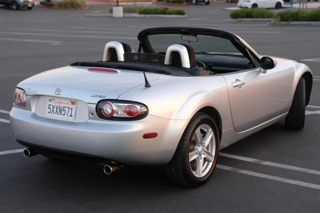 2006 Mazda NC MX-5 Miata - Image 4 of 7