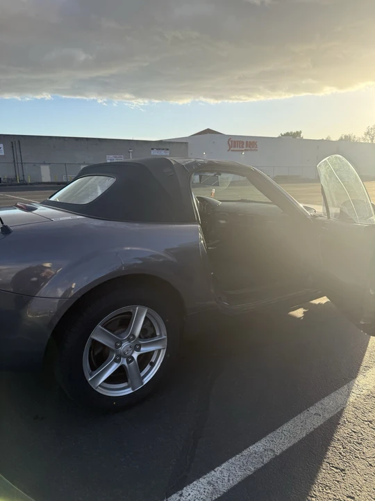 2006 Mazda NC MX-5 Miata - Image 5 of 10