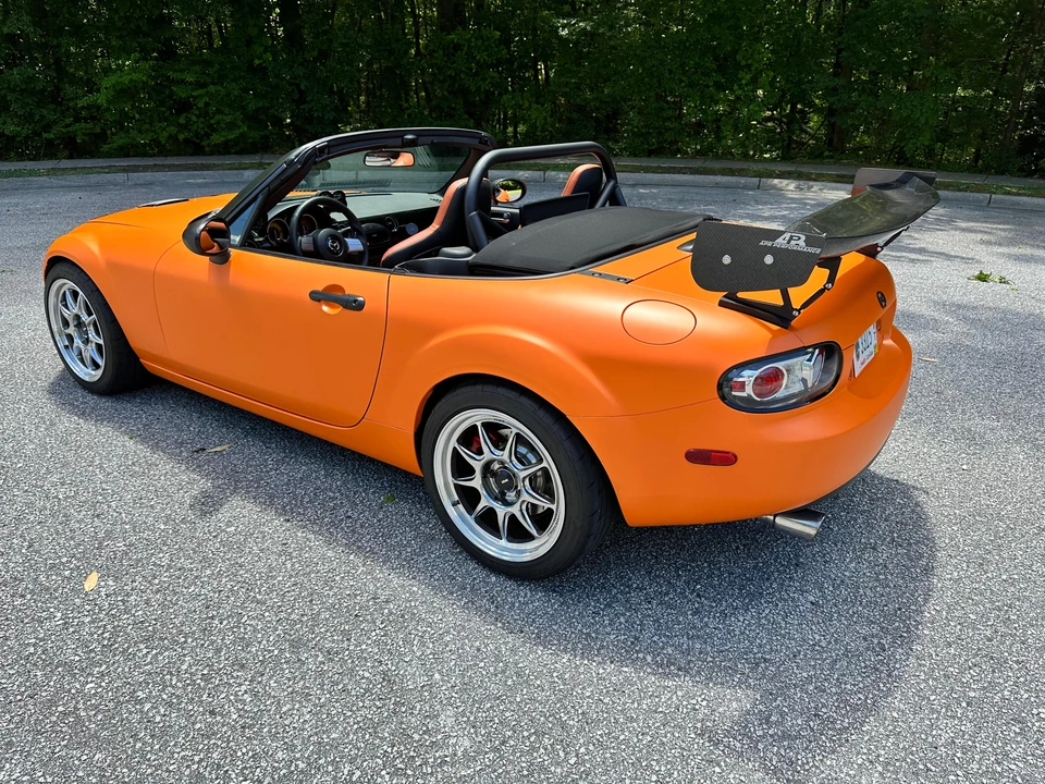 2006 Mazda NC MX-5 Miata - Image 10 of 31