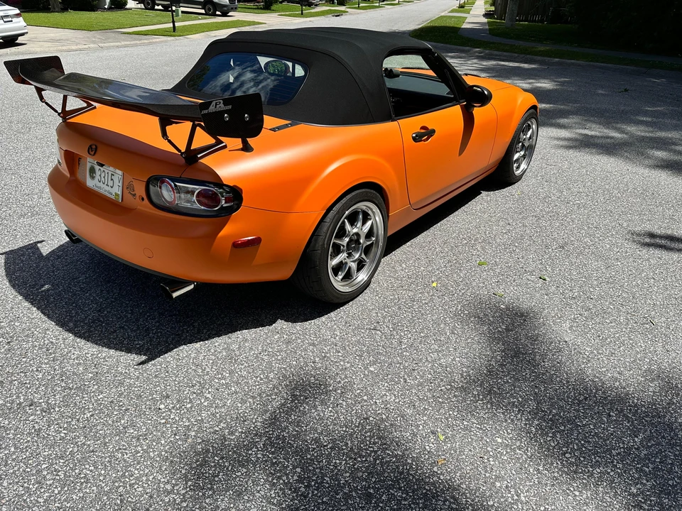 2006 Mazda NC MX-5 Miata - Image 27 of 31