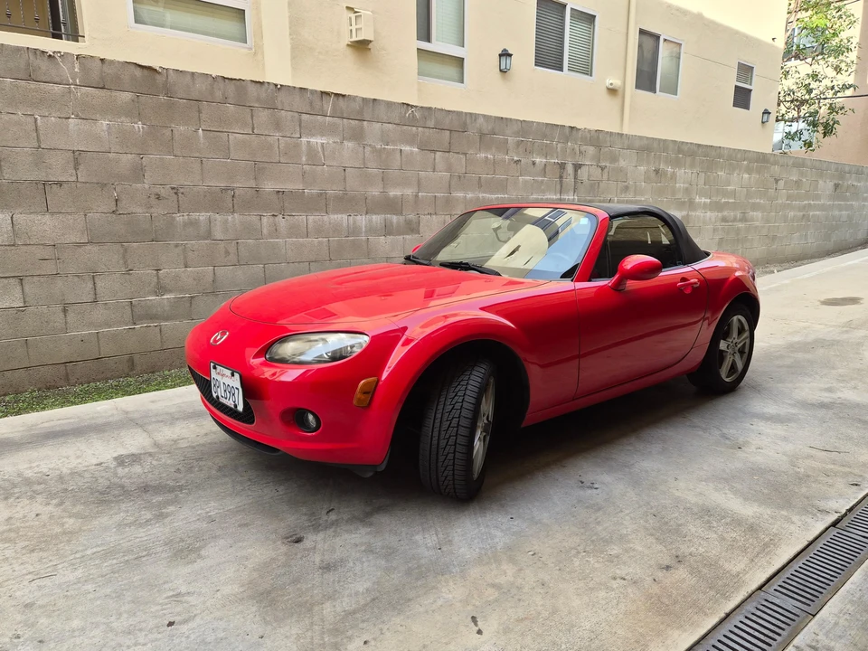 2006 Mazda NC MX-5 Miata - Image 9 of 31