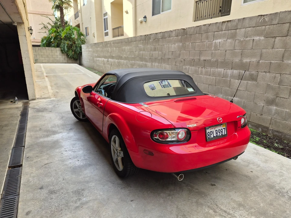2006 Mazda NC MX-5 Miata - Image 14 of 31