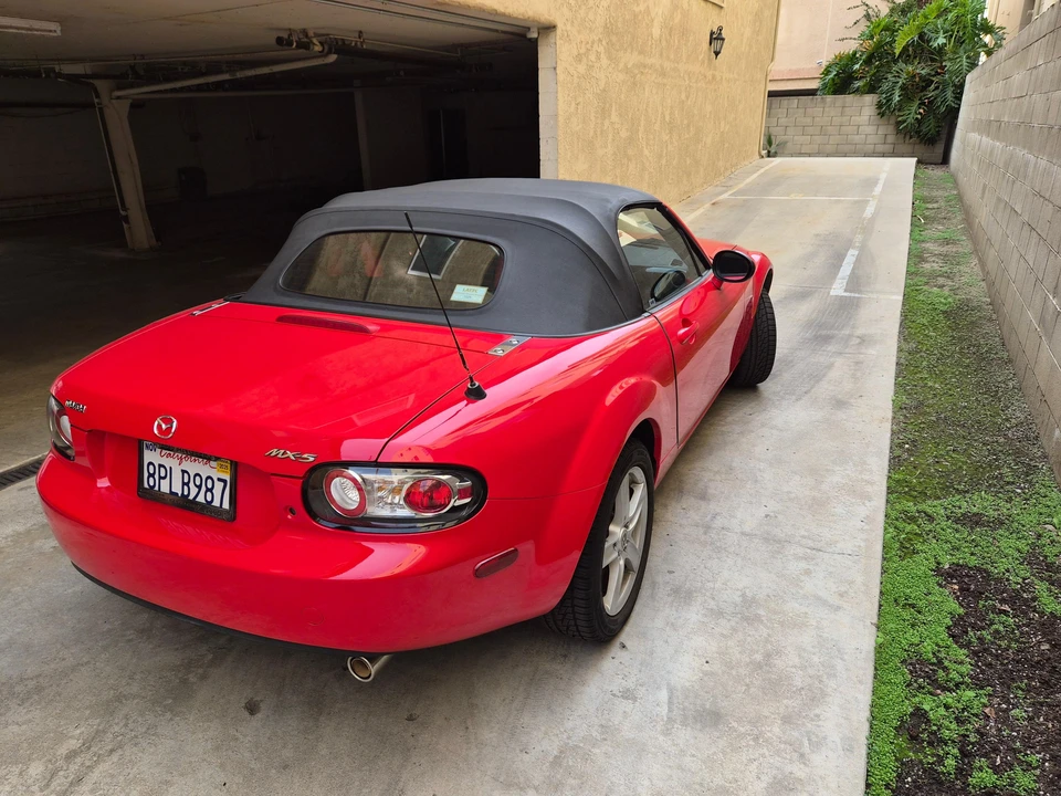 2006 Mazda NC MX-5 Miata - Image 20 of 31