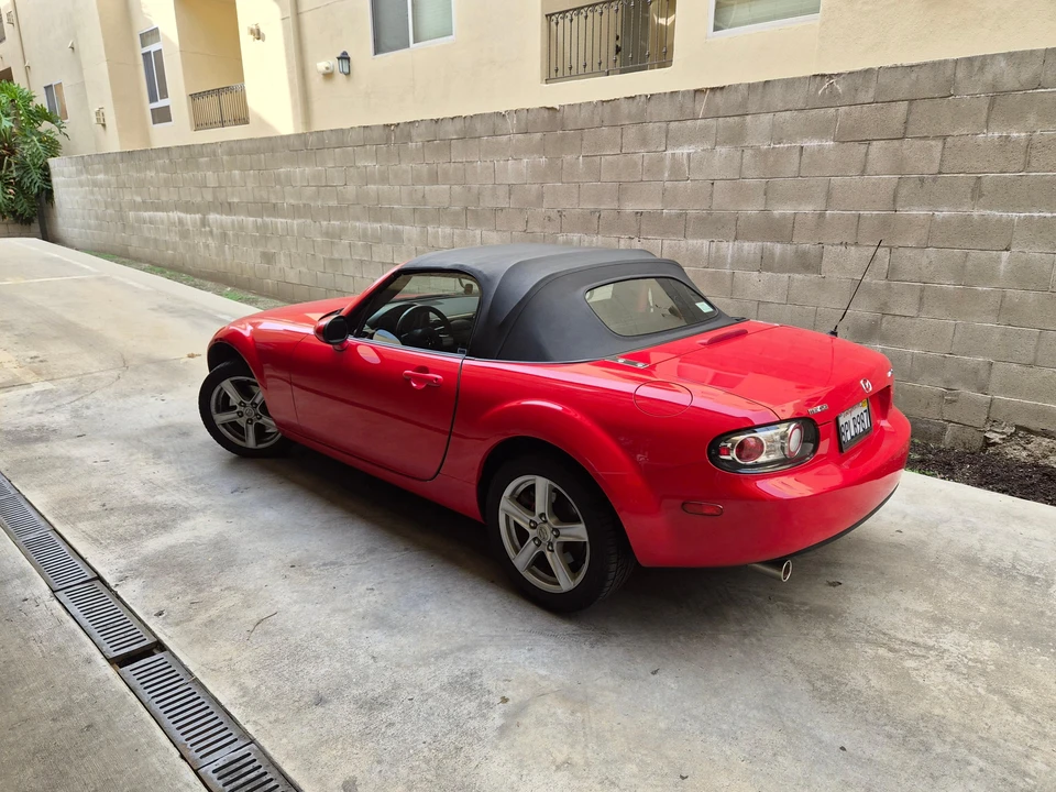 2006 Mazda NC MX-5 Miata - Image 13 of 31