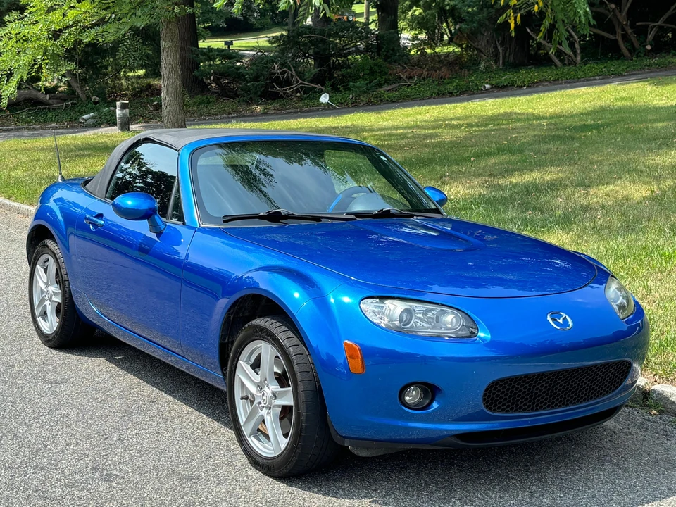 2006 Mazda NC MX-5 Miata - Image 23 of 31