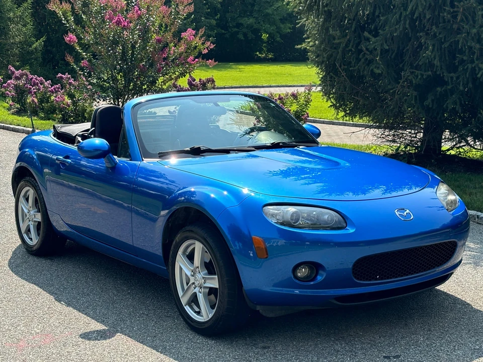 2006 Mazda NC MX-5 Miata - Image 15 of 31