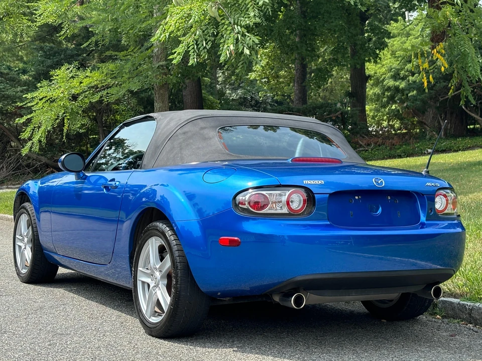 2006 Mazda NC MX-5 Miata - Image 20 of 31