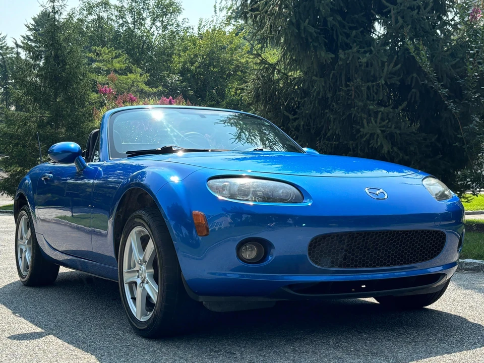 2006 Mazda NC MX-5 Miata - Image 16 of 31