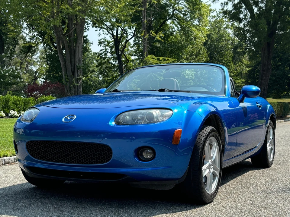 2006 Mazda NC MX-5 Miata - Image 6 of 31