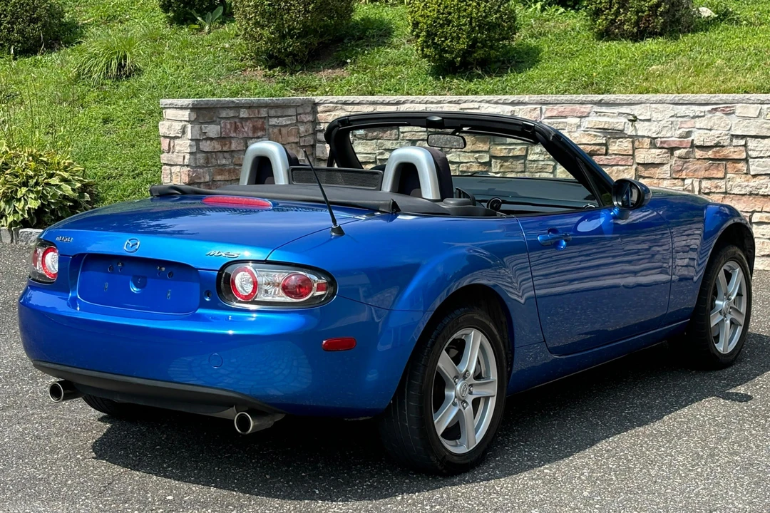 2006 Mazda NC MX-5 Miata - Image 4 of 31