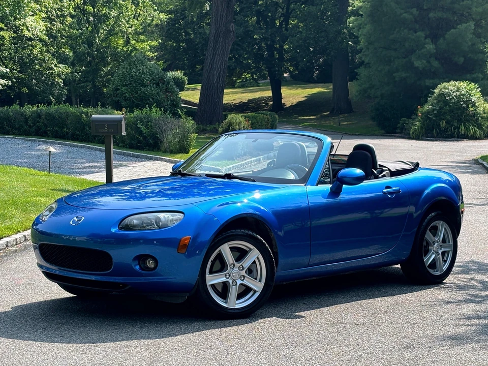 2006 Mazda NC MX-5 Miata - Image 8 of 31