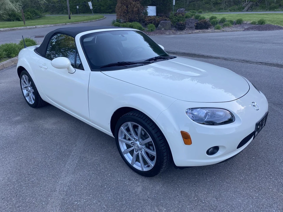 2006 Mazda NC MX-5 Miata - Image 29 of 31