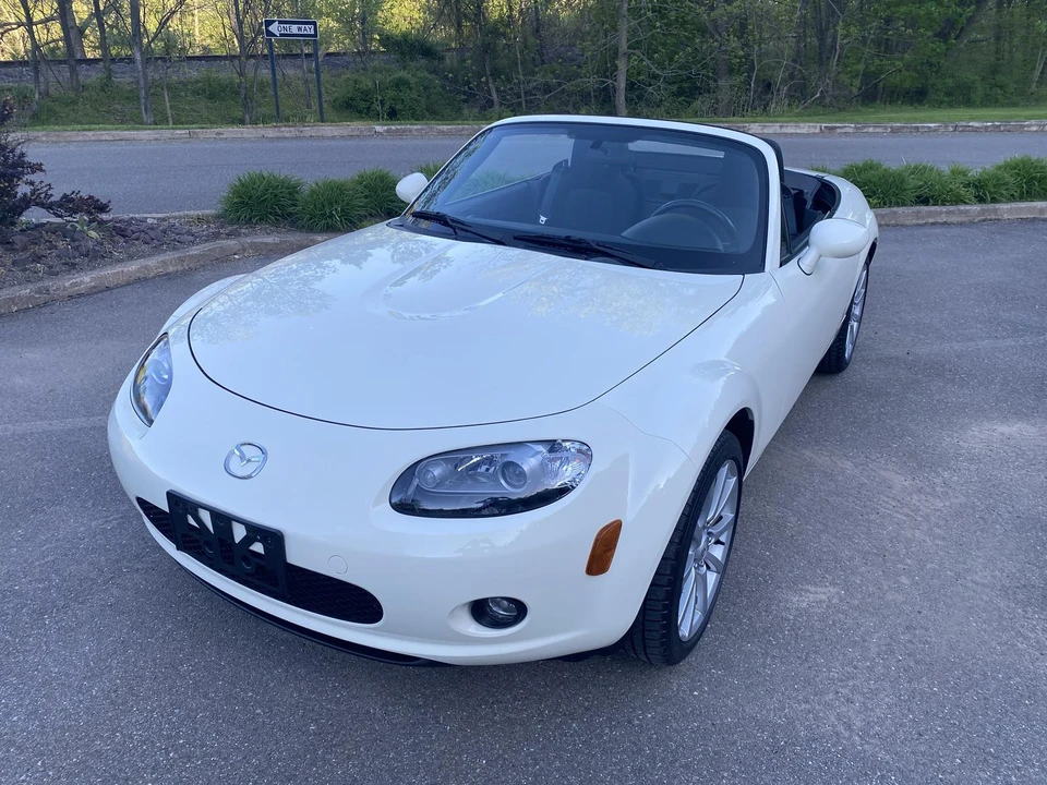 2006 Mazda NC MX-5 Miata - Image 8 of 31