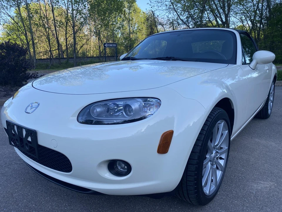2006 Mazda NC MX-5 Miata - Image 19 of 31