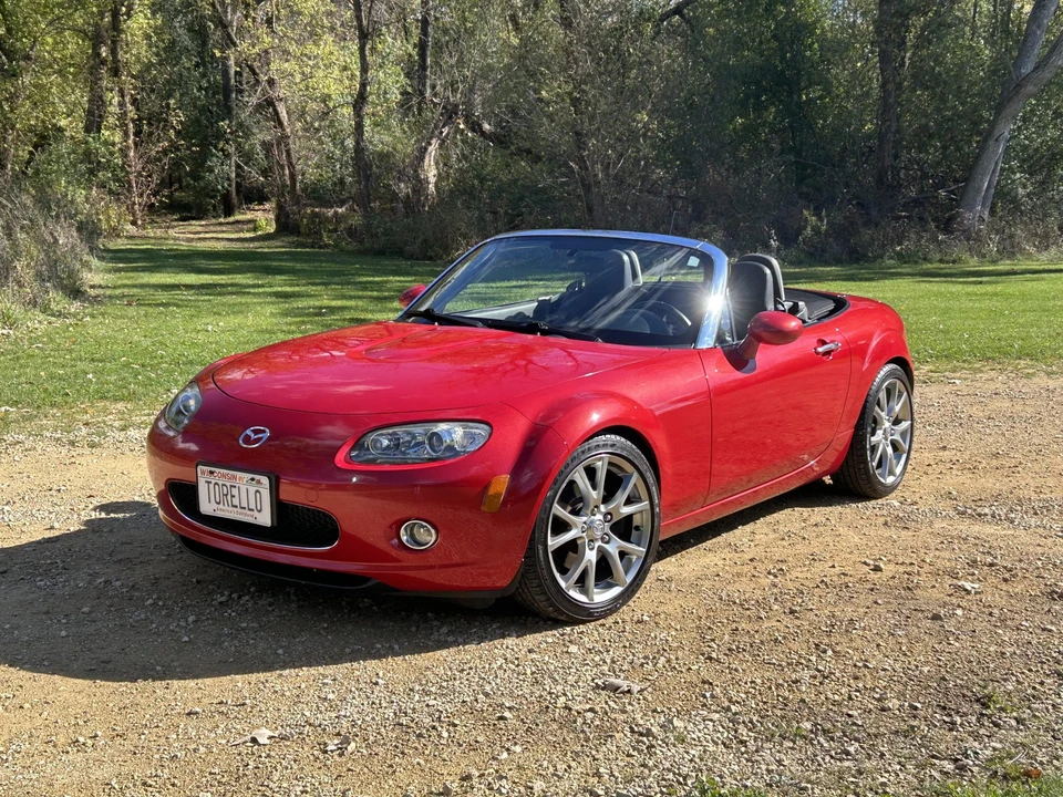 2006 Mazda NC MX-5 Miata - Image 2 of 31
