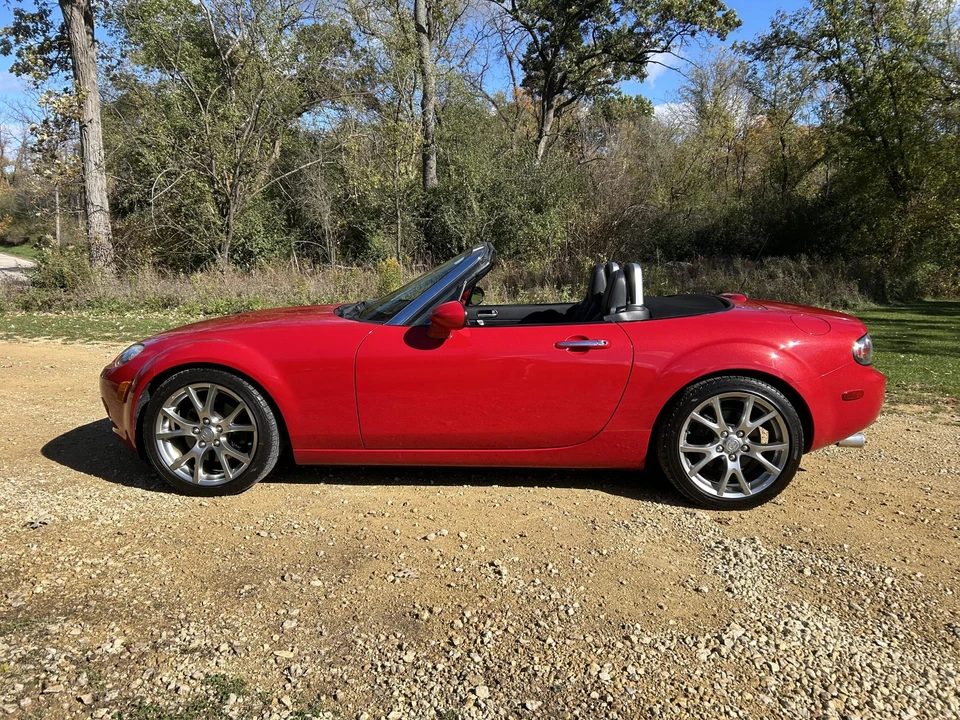 2006 Mazda NC MX-5 Miata - Image 5 of 31
