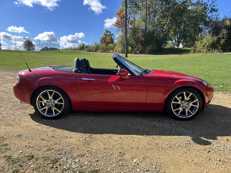 2006 Mazda NC MX-5 Miata - Image 10 of 31