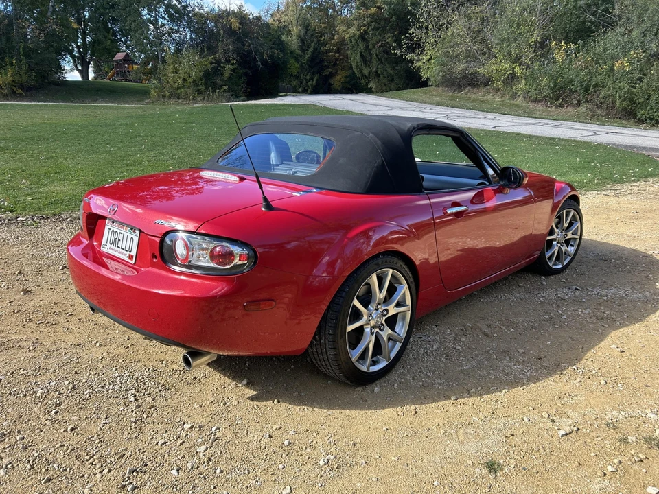2006 Mazda NC MX-5 Miata - Image 18 of 31
