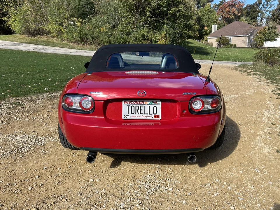 2006 Mazda NC MX-5 Miata - Image 17 of 31