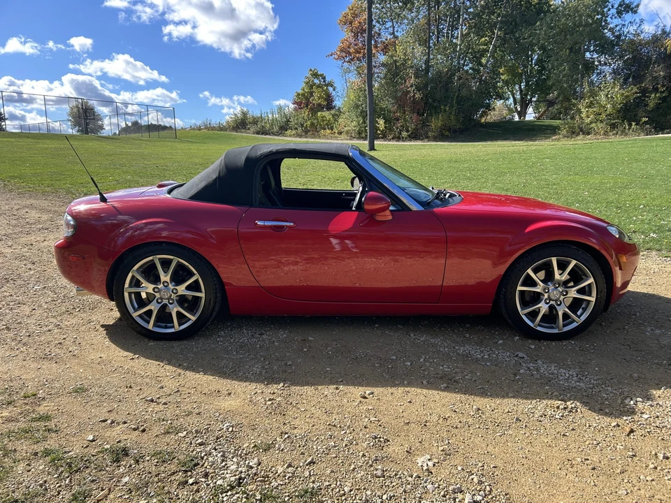 2006 Mazda NC MX-5 Miata - Image 21 of 31