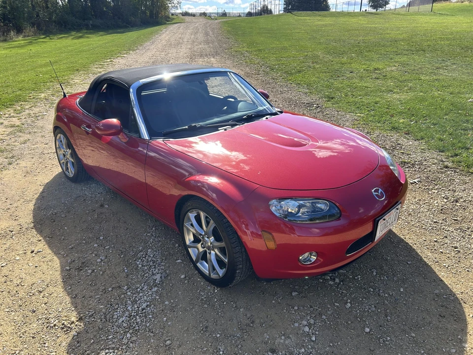 2006 Mazda NC MX-5 Miata - Image 23 of 31