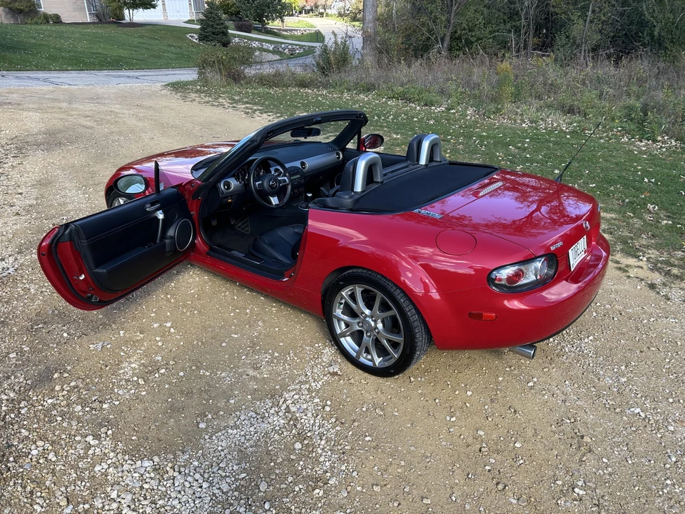 2006 Mazda NC MX-5 Miata - Image 26 of 31