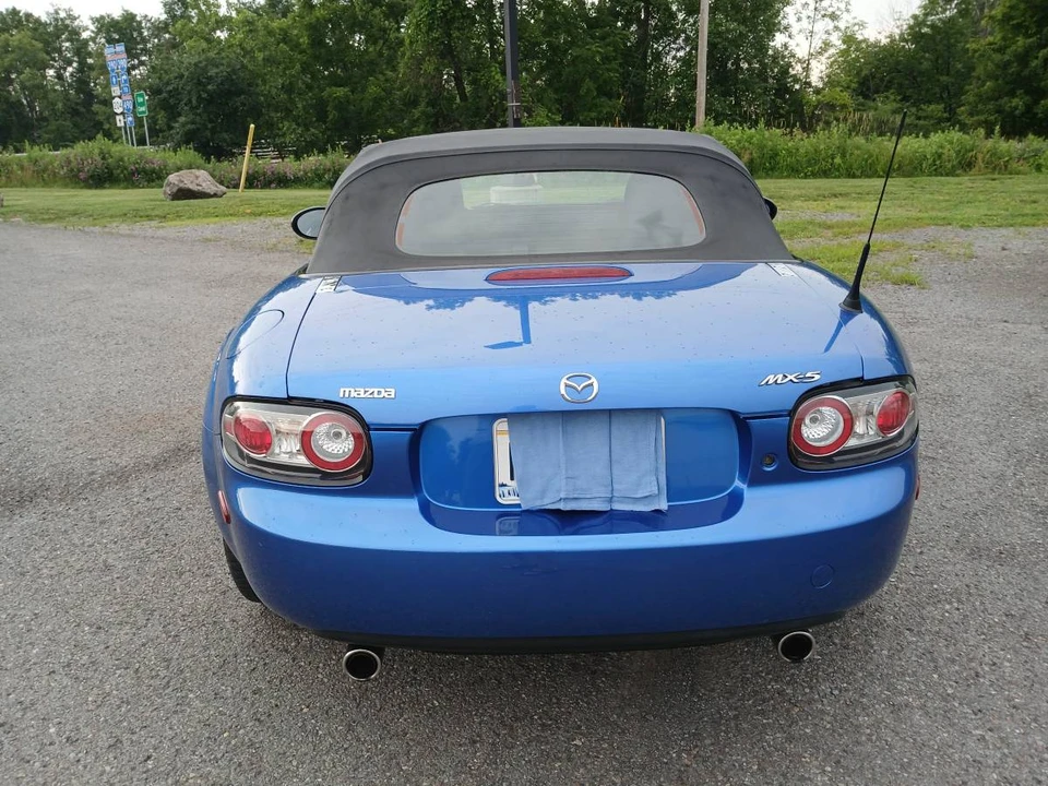 2006 Mazda NC MX-5 Miata - Image 4 of 15
