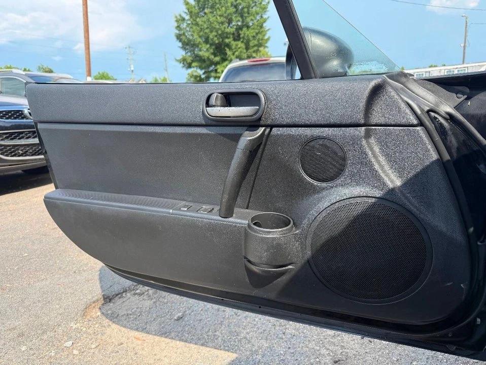 2006 Mazda NC MX-5 Miata - Image 14 of 20