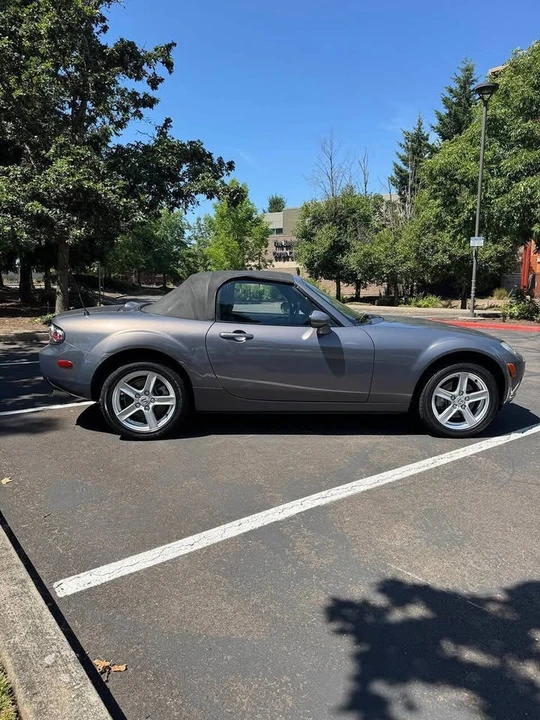 2006 Mazda NC MX-5 Miata - Image 8 of 14