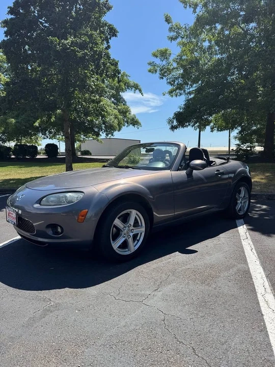 2006 Mazda NC MX-5 Miata - Image 12 of 14