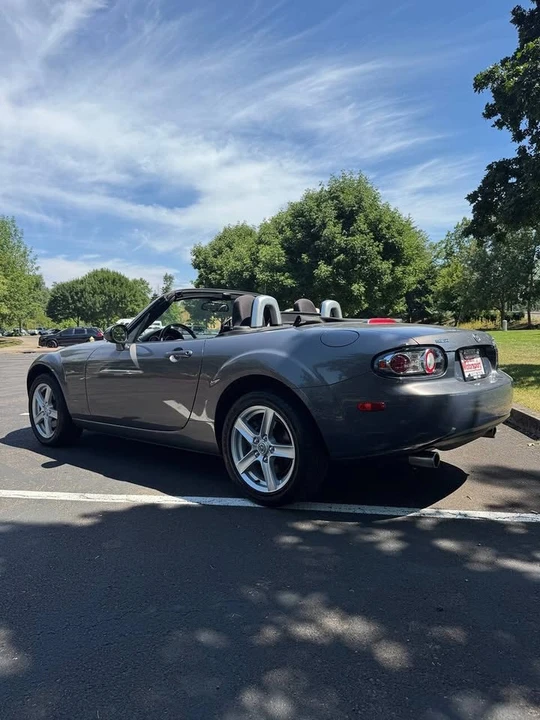 2006 Mazda NC MX-5 Miata - Image 13 of 14