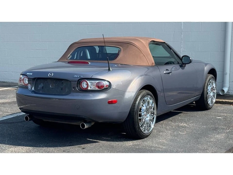 2006 Mazda NC MX-5 Miata - Image 4 of 16