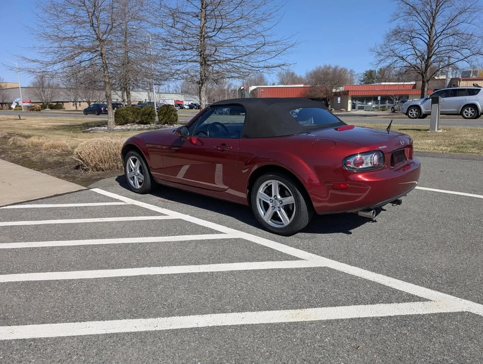 2006 Mazda NC MX-5 Miata - Image 2 of 8
