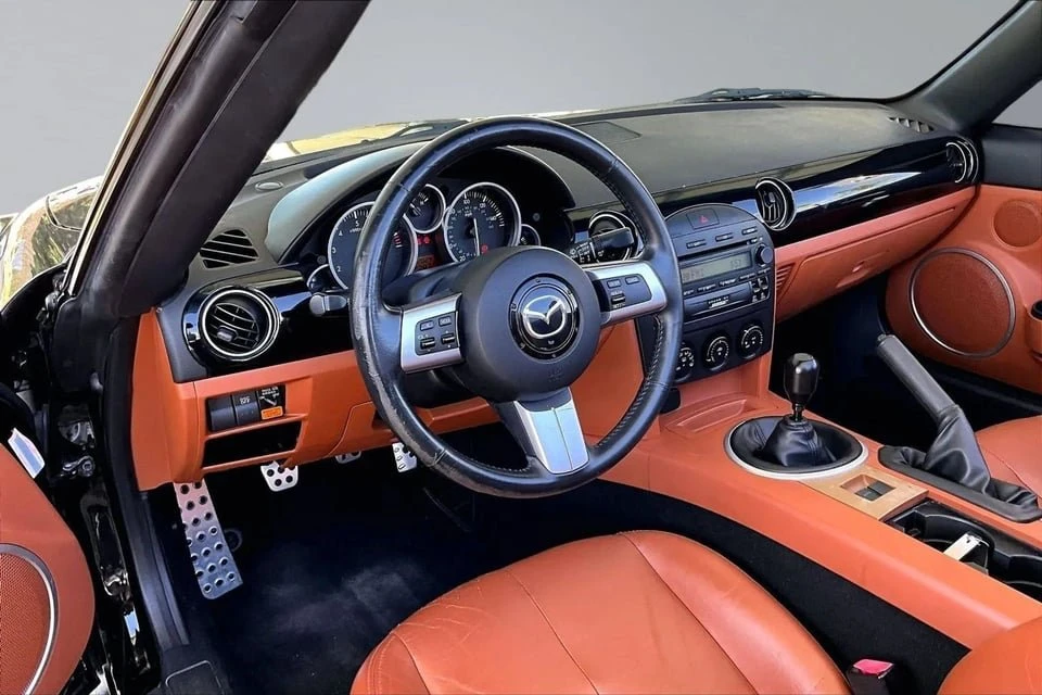 2006 Mazda NC MX-5 Miata - Image 13 of 20