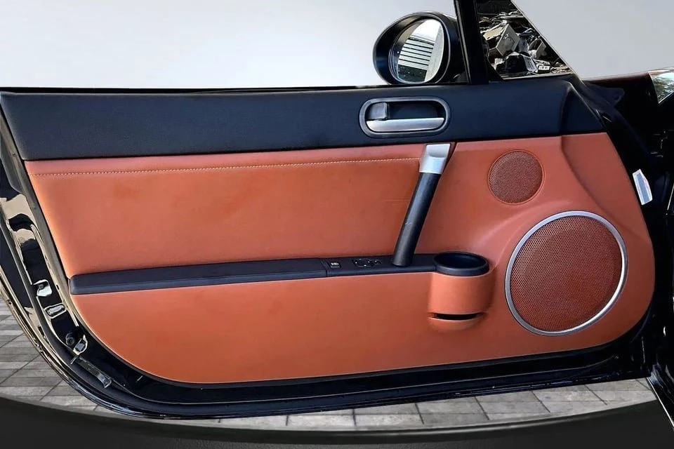 2006 Mazda NC MX-5 Miata - Image 16 of 20