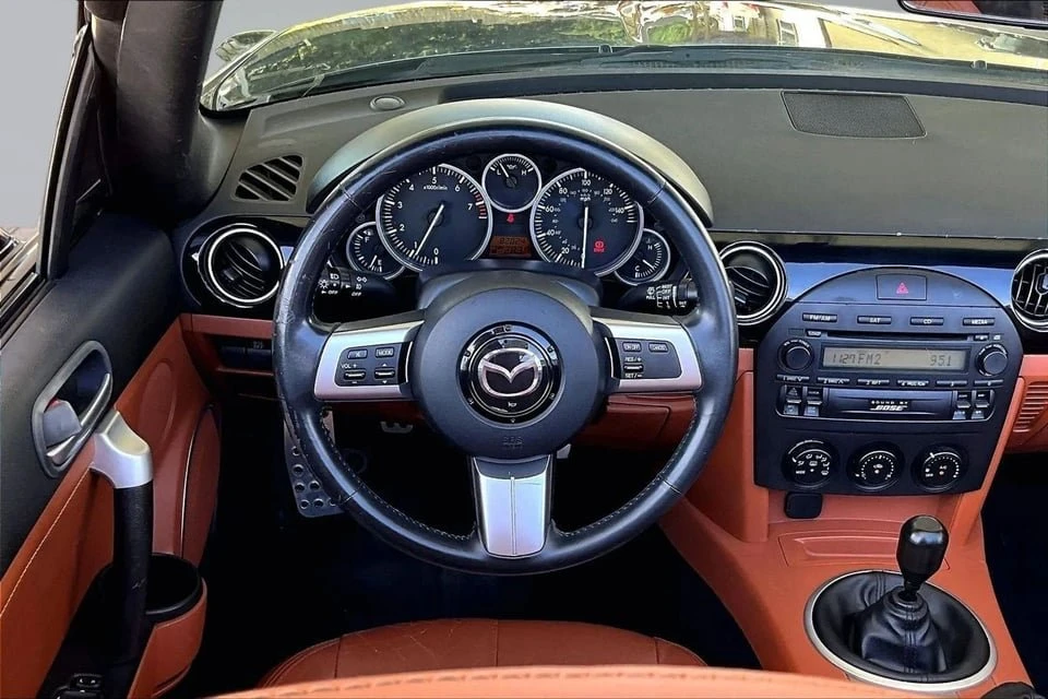 2006 Mazda NC MX-5 Miata - Image 8 of 20