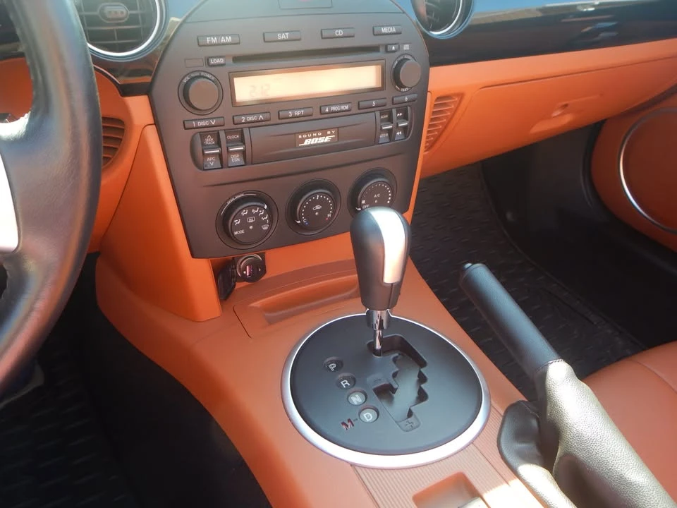 2006 Mazda NC MX-5 Miata - Image 4 of 9