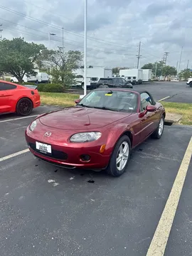 2006 Mazda MX-5 Miata RWD