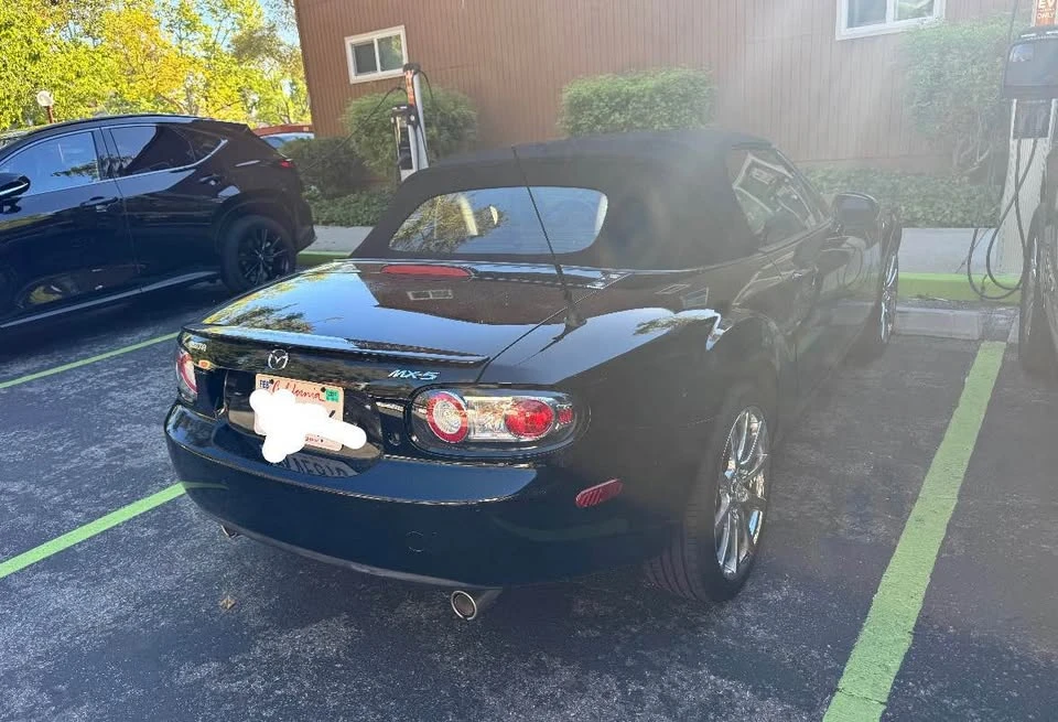 2006 Mazda NC MX-5 Miata - Image 4 of 8