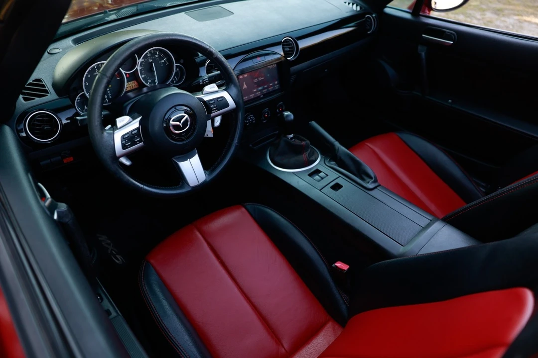 2006 Mazda NC MX-5 Miata - Image 4 of 12