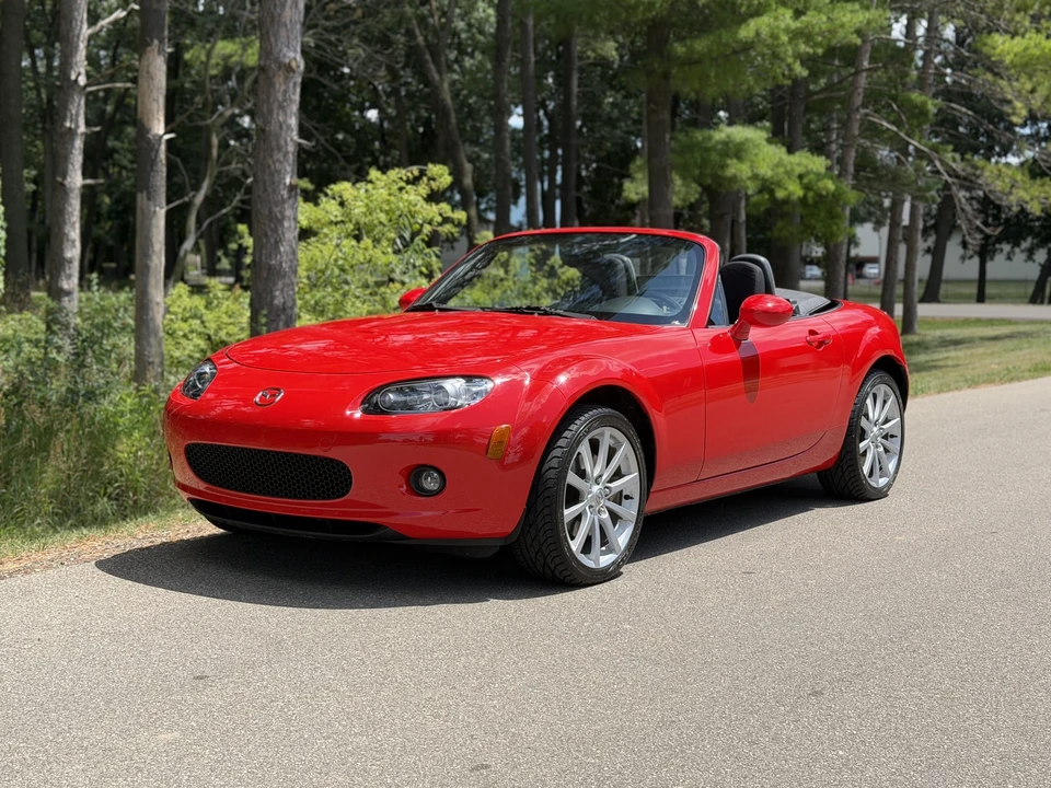 2006 Mazda NC MX-5 Miata - Image 28 of 31
