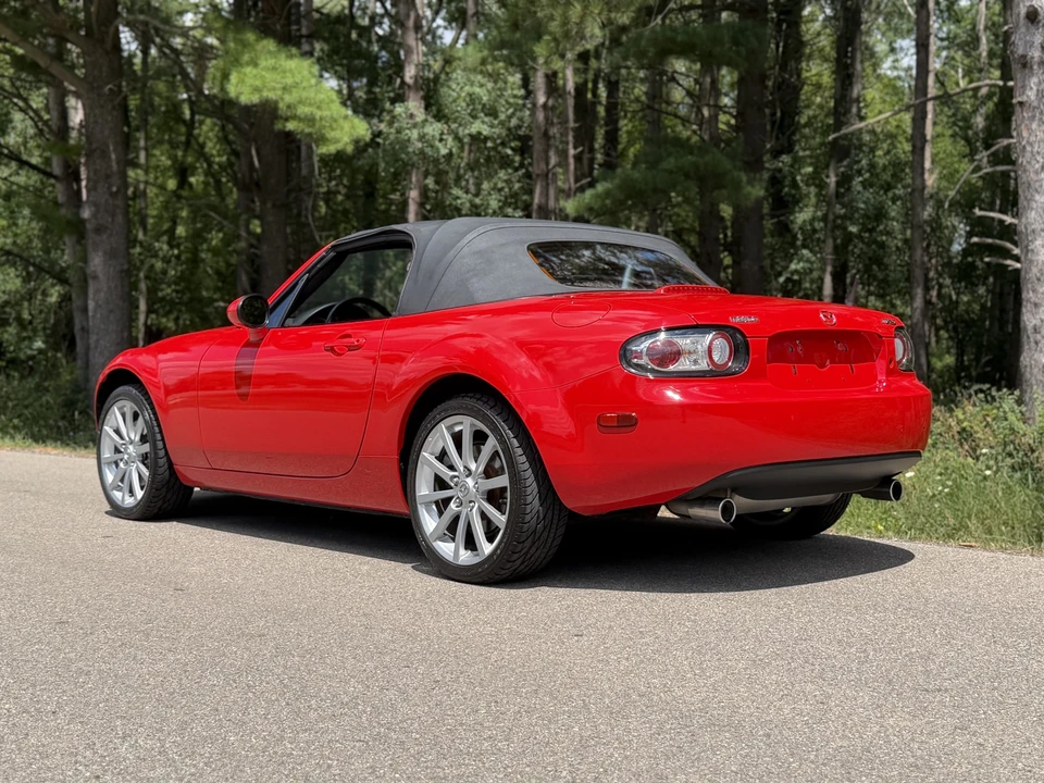 2006 Mazda NC MX-5 Miata - Image 10 of 31