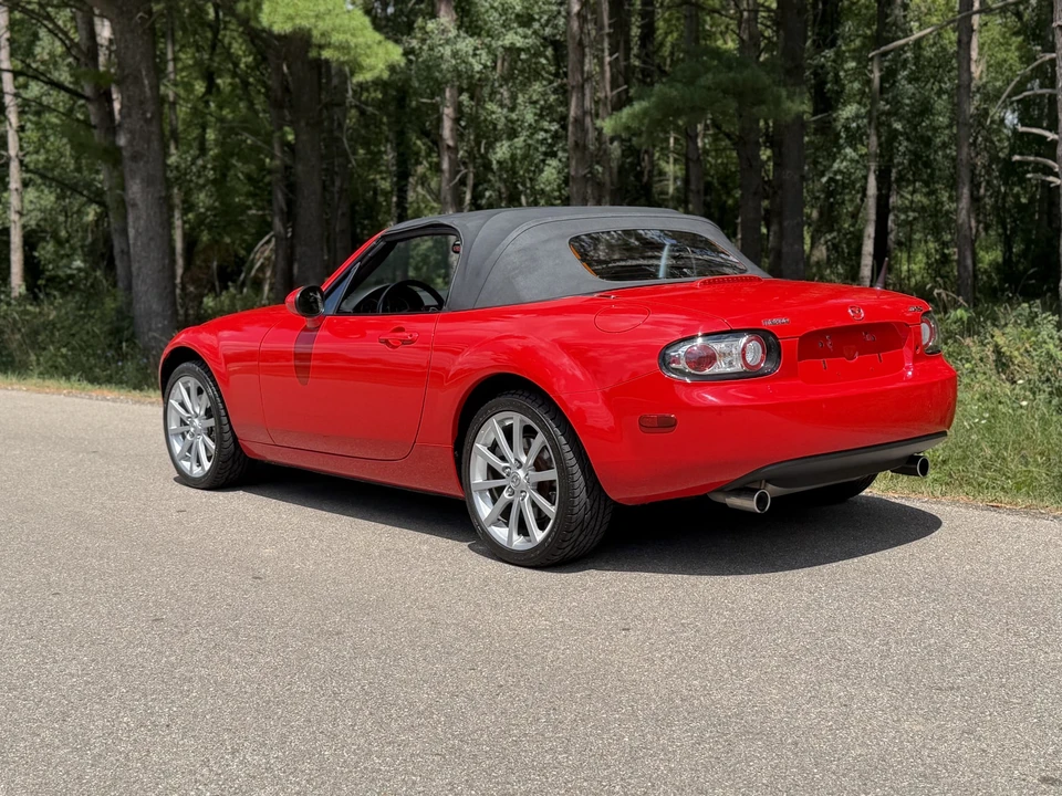 2006 Mazda NC MX-5 Miata - Image 11 of 31