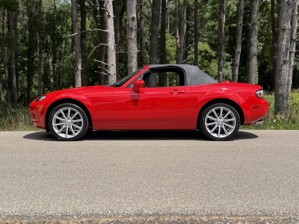 2006 Mazda NC MX-5 Miata - Image 7 of 31
