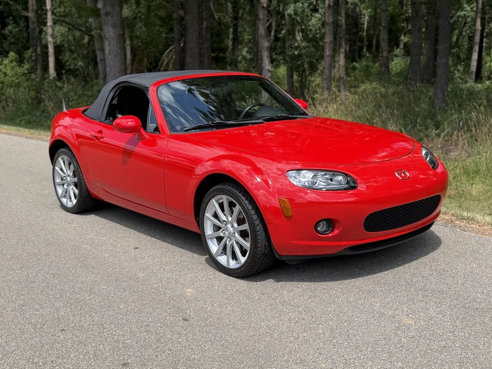 2006 Mazda NC MX-5 Miata - Image 25 of 31
